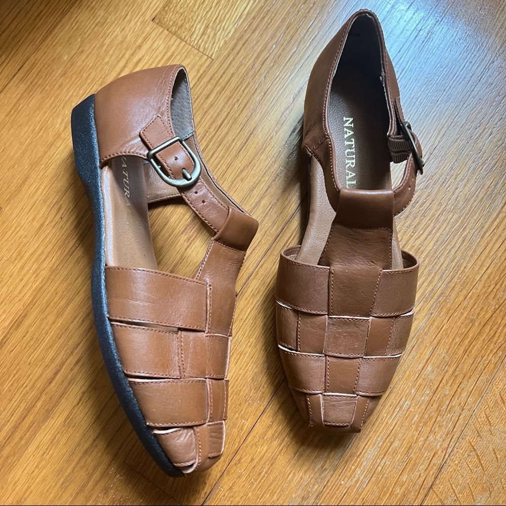 Vintage Naturalizer Leather Closed-Toe Huarache Sandals
